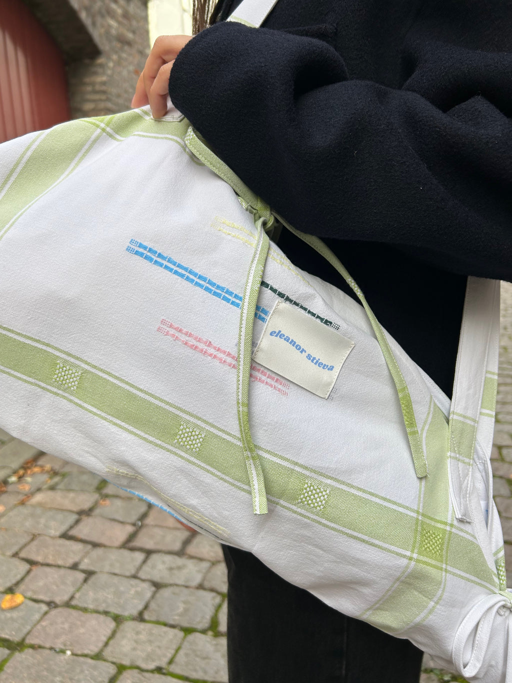 embroidered flower bag