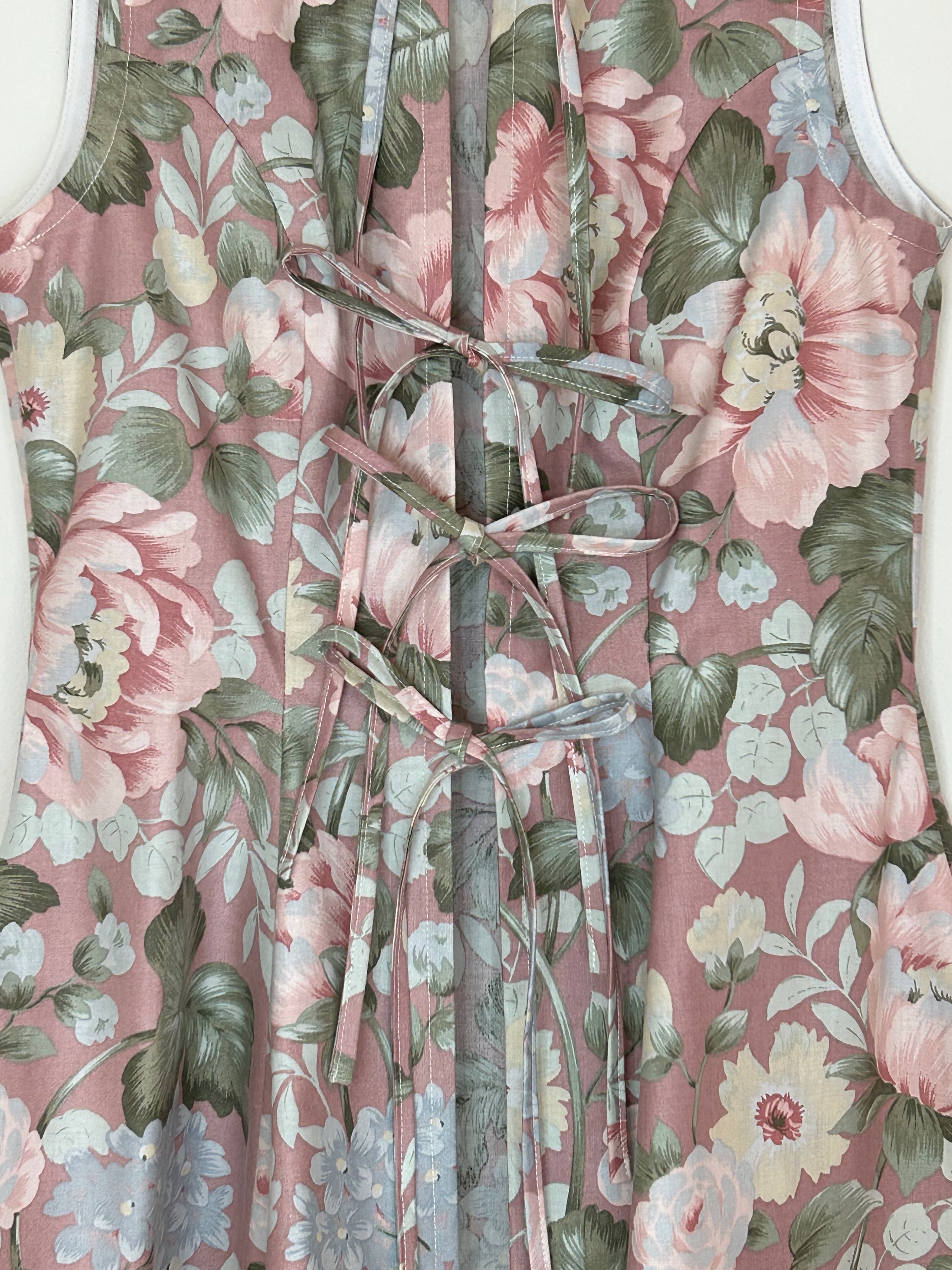 dusty rose floral XS